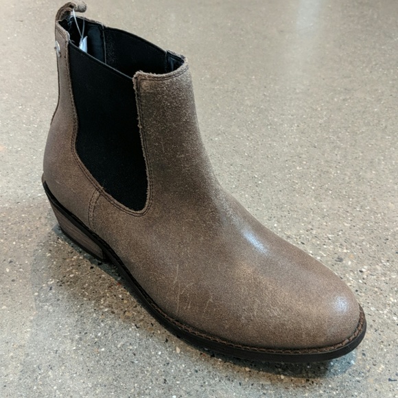 roxy chelsea boots